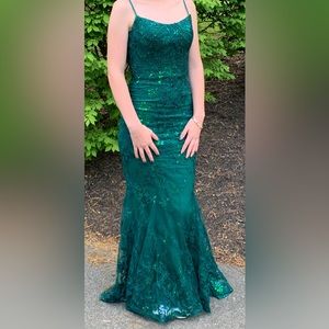 Ellie Wilde prom dress